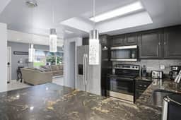 Barefoot Bungalow - 3 BR Pool home with Hot Tub - Image 5