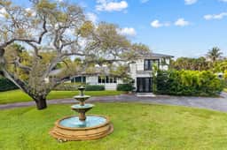 McCarty Mansion - Waterfront 7Br/6Ba Sleeps 20 - Image 2