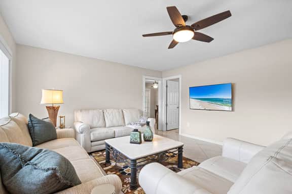 The Cozy Coastal Fort Pierce Pool Home - Image 3