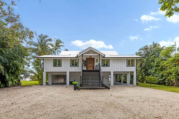 Waterfront Home w/ Guest House - Image 3