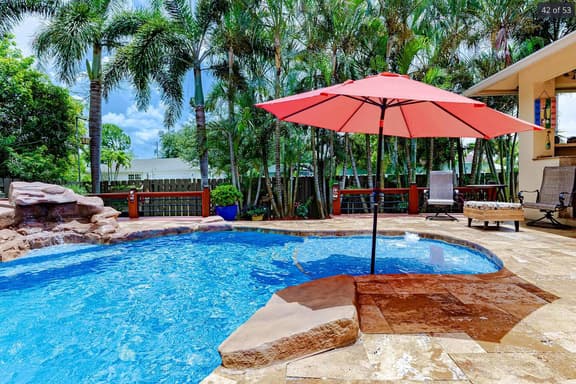 Palm Paradise - 5 BR Family Pool Retreat - Image 1