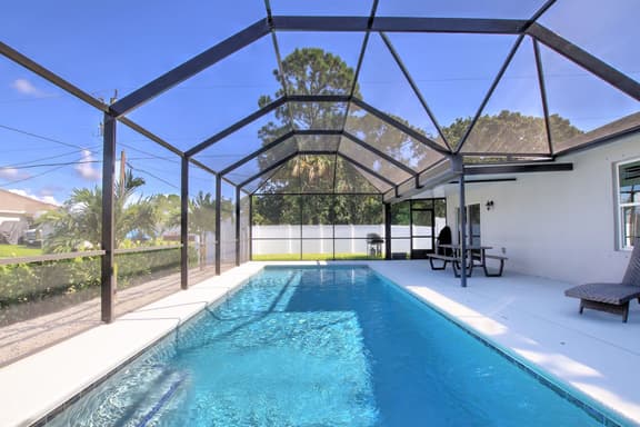 Pristine Newly Heated Pool Home Centrally Located - Image 1